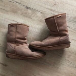 EMU Australia Brown Suede Boots
